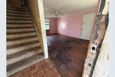 641 Thompson Ave, Clairton, PA 15025 - Photo 11