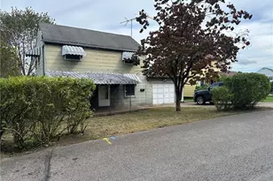 641 Thompson Ave, Clairton, PA 15025 - Photo 1