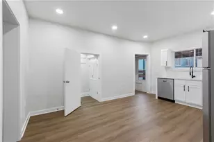 3227 Mary St, Pittsburgh, PA 15203 - Photo 11