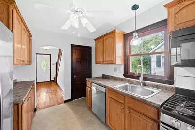 240 N Haft St, Houston, PA 15342 - Photo 15