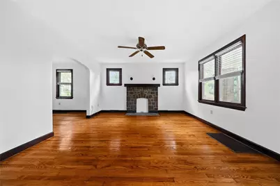 240 N Haft St, Houston, PA 15342 - Photo 7