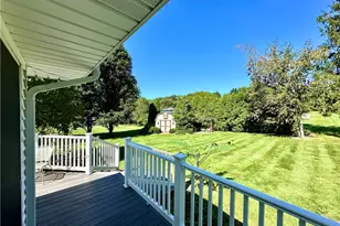 22 Meadowbrook Dr, Neshannock Township, PA 16105 - Photo 13