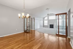 6085 Triple Crown Cir, Hempfield Township, PA 15601 - Photo 7
