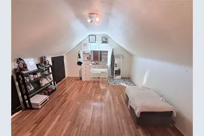 122 S Joslyn Dr, Pittsburgh, PA 15235 - Photo 21