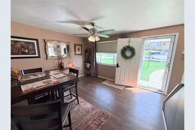122 S Joslyn Dr, Pittsburgh, PA 15235 - Photo 9