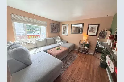 122 S Joslyn Dr, Pittsburgh, PA 15235 - Photo 7