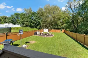 1344 Lucia Dr, Canonsburg, PA 15317 - Photo 33