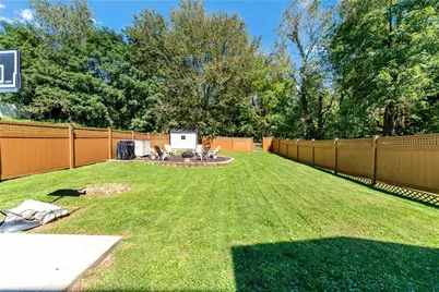 1344 Lucia Dr, Canonsburg, PA 15317 - Photo 31