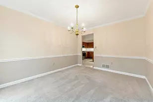 704 Red Barn Ct, Bethel Park, PA 15102 - Photo 9