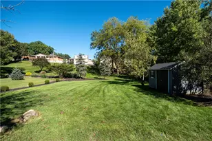 155 Foxcroft Rd, Scott Township, PA 15220 - Photo 29