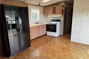 19 Holly Hill Dr, Freedom, PA 15042 - Photo 5