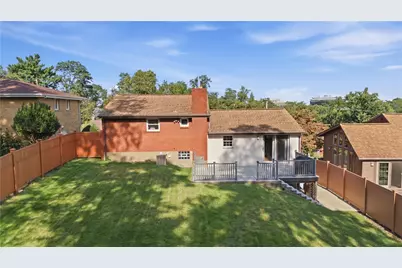 151 Sheldon Ave, Green Tree, PA 15220 - Photo 3