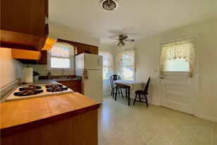 3210 46th St, Pulaski Township, PA 15066 - Photo 5