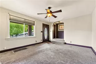 52 Queenston St, Pittsburgh, PA 15210 - Photo 9