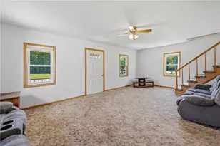 1251 Franklin Rd, Jackson Center Boro, PA 16133 - Photo 9