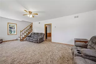 1251 Franklin Rd, Jackson Center Boro, PA 16133 - Photo 13