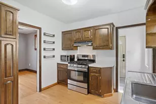 10 Broadmoor Ave, Pittsburgh, PA 15228 - Photo 17