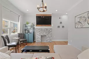 5215 Carnegie St, Pittsburgh, PA 15201 - Photo 5