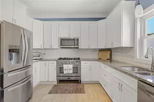 5215 Carnegie St, Pittsburgh, PA 15201 - Photo 11