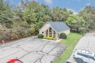 1637 N Main St Ext, Center Township, PA 16001 - Photo 21
