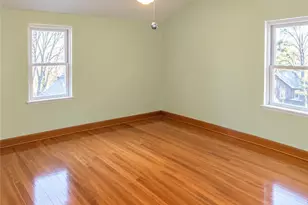 917 Cherokee St, Schenley Heights, PA 15206 - Photo 3