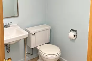 917 Cherokee St, Schenley Heights, PA 15206 - Photo 5