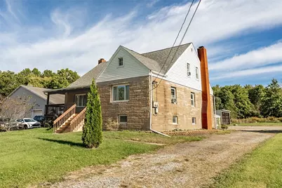 568 E Main St Ext, Pine Township, PA 16127 - Photo 3
