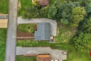26 Sterling Dr, Robinson Twp, PA 15108 - Photo 41
