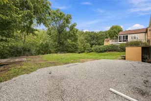 26 Sterling Dr, Robinson Twp, PA 15108 - Photo 37