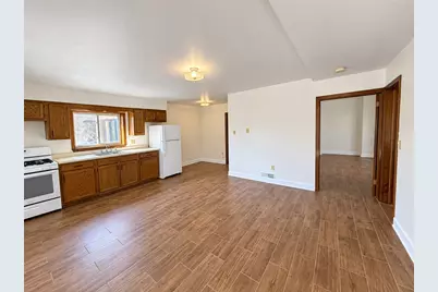 301 1/2 S 301 1/2 S Winebiddle St #2, Pittsburgh, PA 15224 - Photo 3