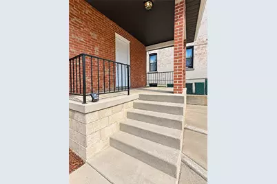 301 1/2 S 301 1/2 S Winebiddle St #2, Pittsburgh, PA 15224 - Photo 7