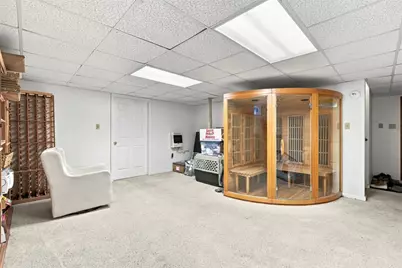 2525 Lindenwood Dr, Pittsburgh, PA 15090 - Photo 29