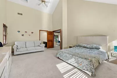 2525 Lindenwood Dr, Pittsburgh, PA 15090 - Photo 21