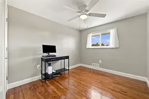 1004 Lessing St, Pittsburgh, PA 15220 - Photo 11