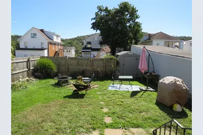 530 Chartiers Ave, Canonsburg, PA 15317 - Photo 11