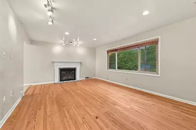 421 Kurt Drive, Pittsburgh, PA 15243 - Photo 3