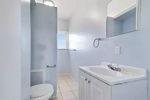 80 McKinnie Ave, McKees Rocks, PA 15136 - Photo 17
