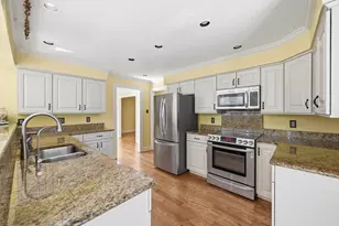 2689 Timberglen Dr, Pittsburgh, PA 15090 - Photo 13