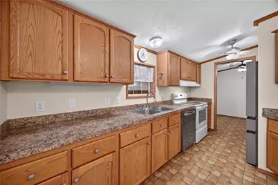 308 Shenandoah Dr, Middlesex Township, PA 16059 - Photo 21