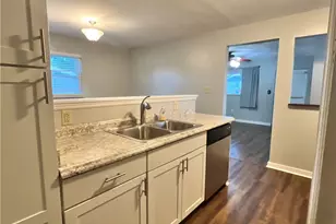 504 Obney Ave, Monaca, PA 15061 - Photo 9