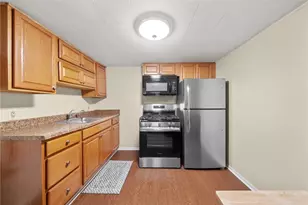 237 Lincoln Ave, Canonsburg, PA 15317 - Photo 9