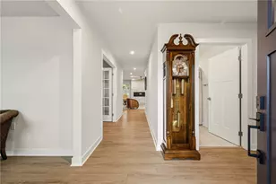 260 Arden Dr, Lancaster Township, PA 16037 - Photo 5
