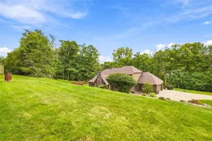 2000 Rebecca St, North Huntingdon, PA 15642 - Photo 11