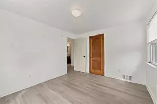 2230 Duchess Ave, West Mifflin, PA 15122 - Photo 15