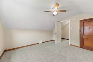 2230 Duchess Ave, West Mifflin, PA 15122 - Photo 23