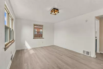2230 Duchess Ave, West Mifflin, PA 15122 - Photo 5