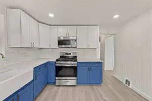 2230 Duchess Ave, West Mifflin, PA 15122 - Photo 11