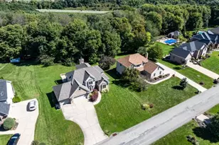 136 Meadow Dr, Chippewa Township, PA 15010 - Photo 31