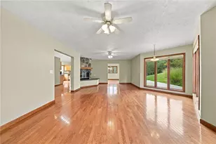 327 Sugar Run Rd, Franklin Township, PA 15370 - Photo 15