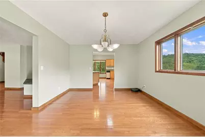 327 Sugar Run Rd, Franklin Township, PA 15370 - Photo 13